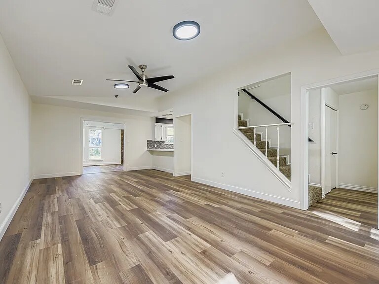 Building Photo - 4121 Chestnut St