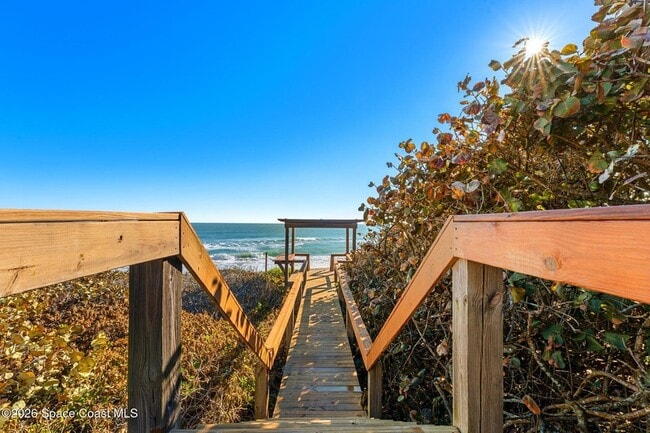 Building Photo - 9085 S Hwy A1A