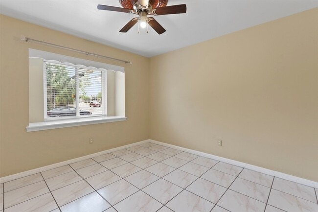 Building Photo - 12303 Barryknoll Ln