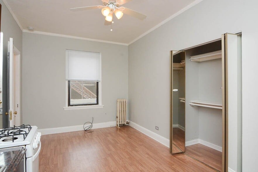 Building Photo - 3824 N Fremont St