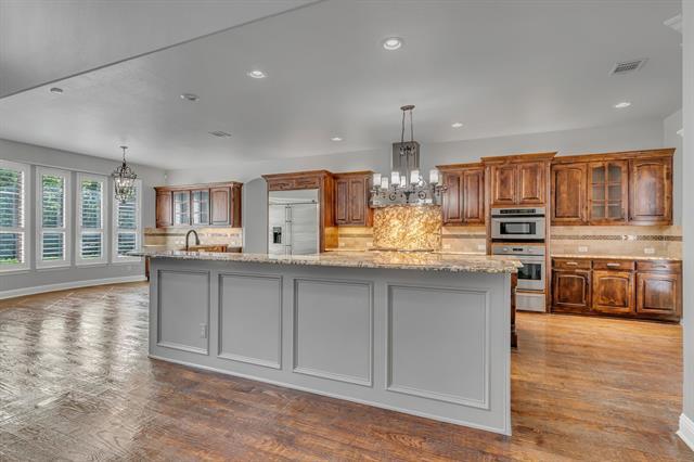 Building Photo - 3705 Falcon Dr