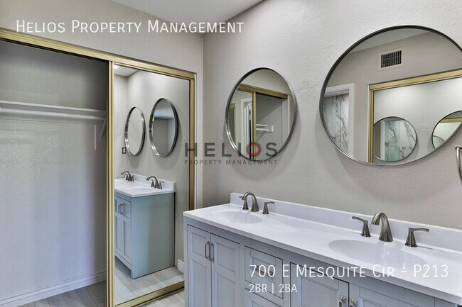 Building Photo - 700 E Mesquite Cir