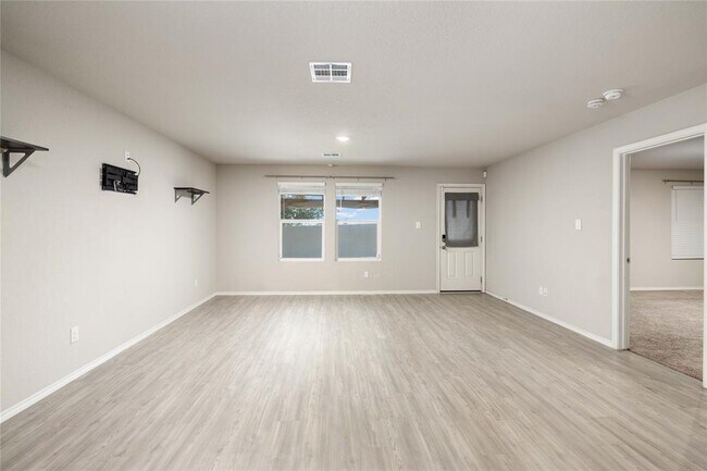 Building Photo - 12744 Mirecourt Wy