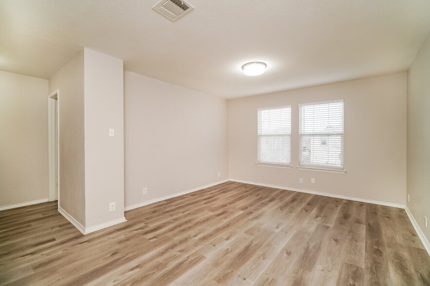 Building Photo - 284 Cordero Dr