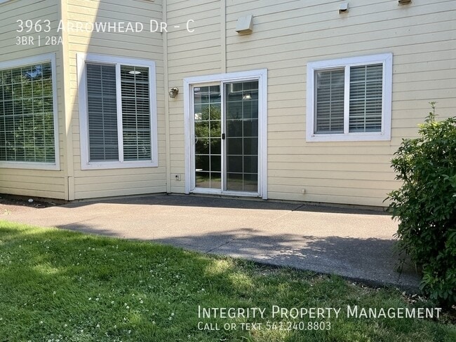 Building Photo - 3963 Arrowhead Dr