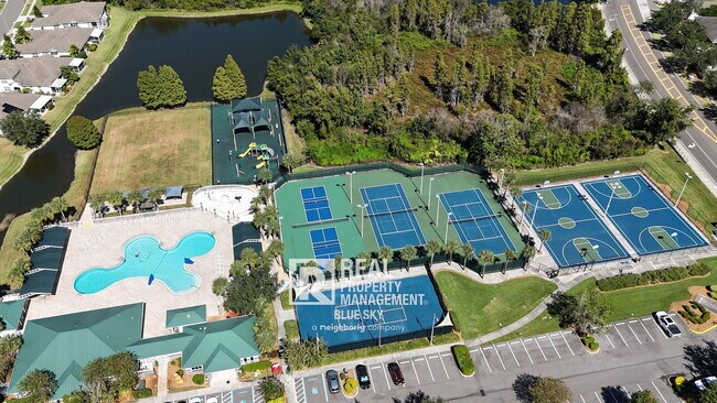 Building Photo - 1253 Deerbourne Dr