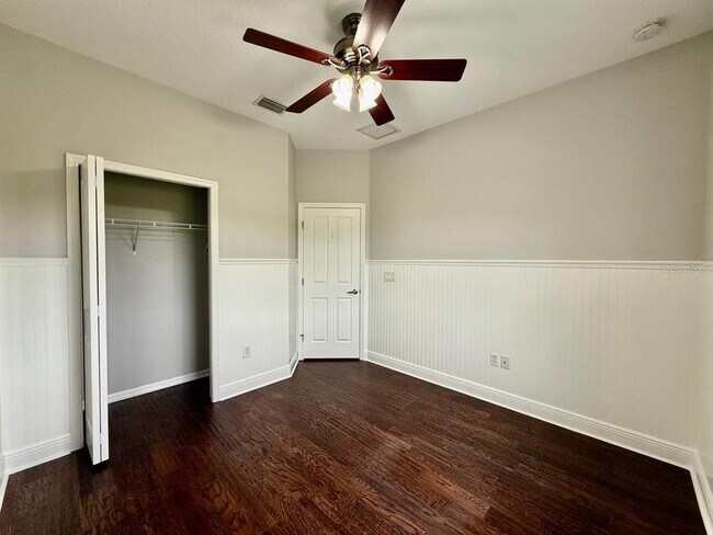 Building Photo - 10653 Marsha Dr