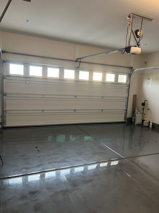 Building Photo - Single Story 3 bedroom in Winchester