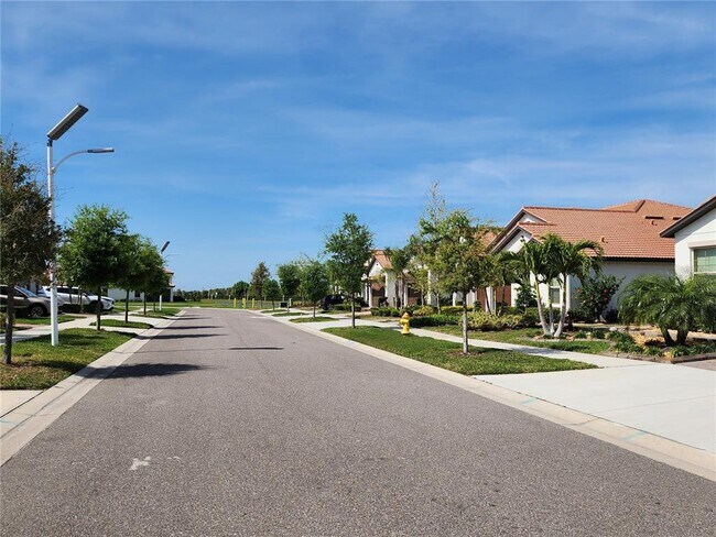 Building Photo - 17009 Clear Cork Dr