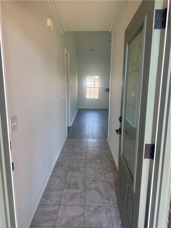 Building Photo - 3518 Montpilier Pl