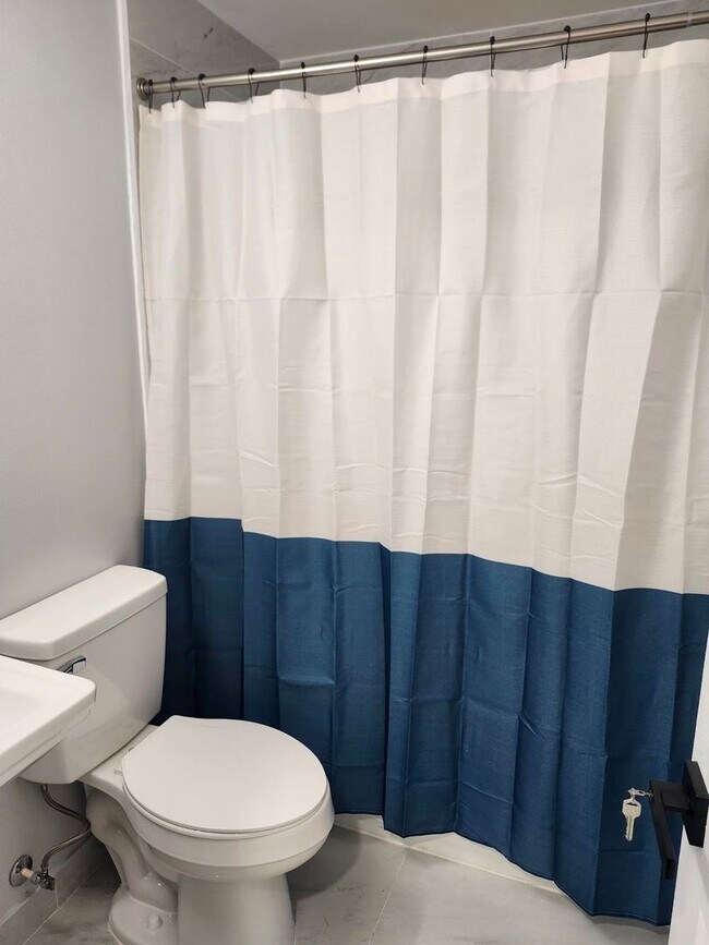 Building Photo - Kissimmee Street Apartments