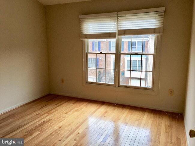 Building Photo - 2253 Journet Dr