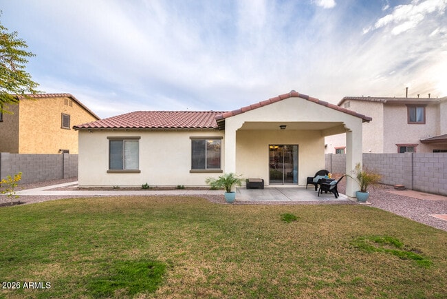 Building Photo - 1546 E Azalea Dr