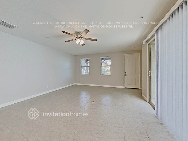 Building Photo - 1646 N 208th Ave