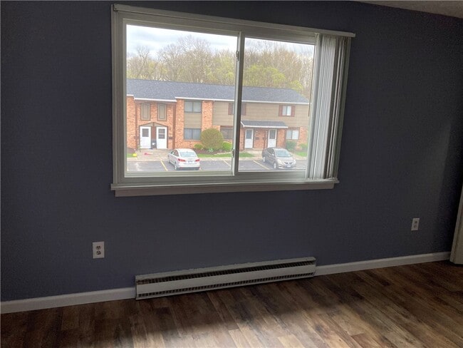 Building Photo - 103 Autumn Chapel Way