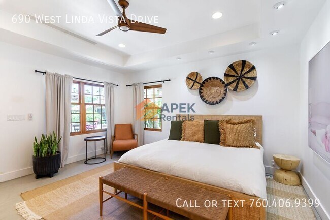 Building Photo - 690 W Linda Vista Dr