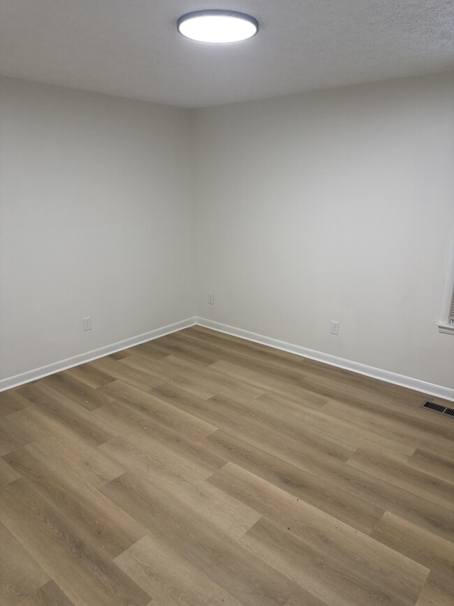 Building Photo - Kevin dr