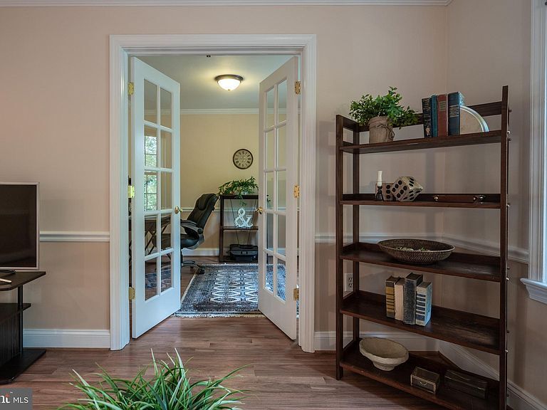 Building Photo - 6726 W Wakefield Dr