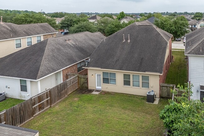 Building Photo - 1702 Bonnyton Ln