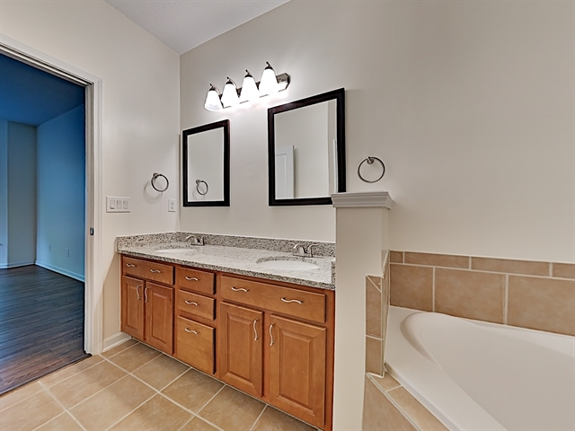 Building Photo - 3317 Blue Springs Station NW