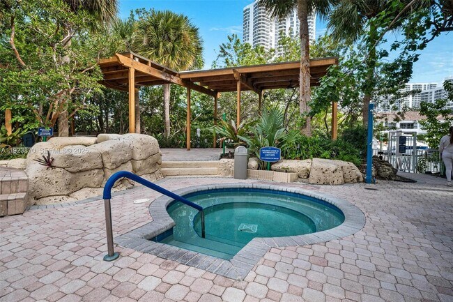 Building Photo - 3400 NE 192 St