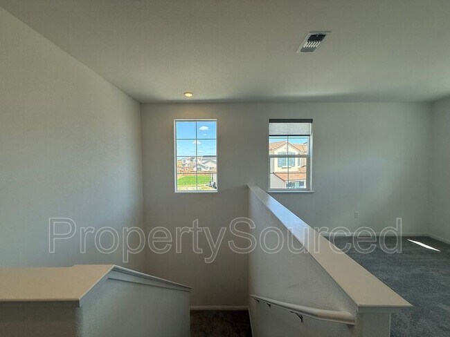 Building Photo - 1567 Halo Ave