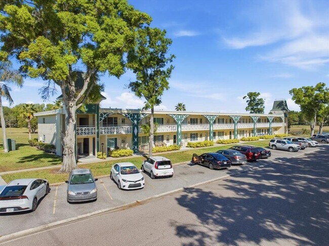 Building Photo - 2400 Franciscan Dr