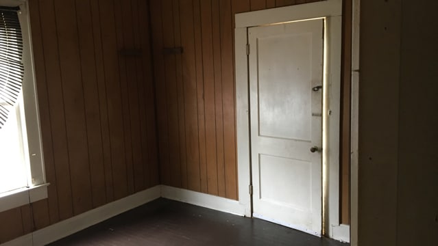 Building Photo - 305 Pelican Dr