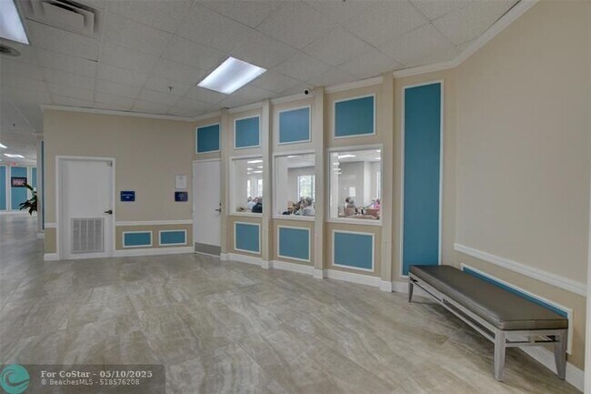 Building Photo - 476 Tilford V