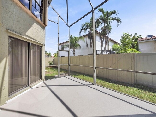 Building Photo - 1744 Shoreside Cir