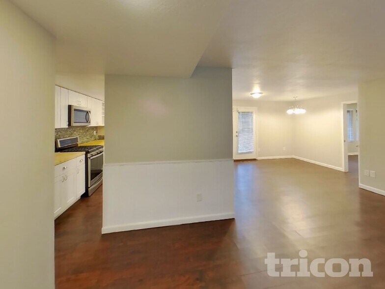 Building Photo - 25913 128th Pl SE