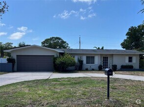 Building Photo - 1126 Woodcrest Ave