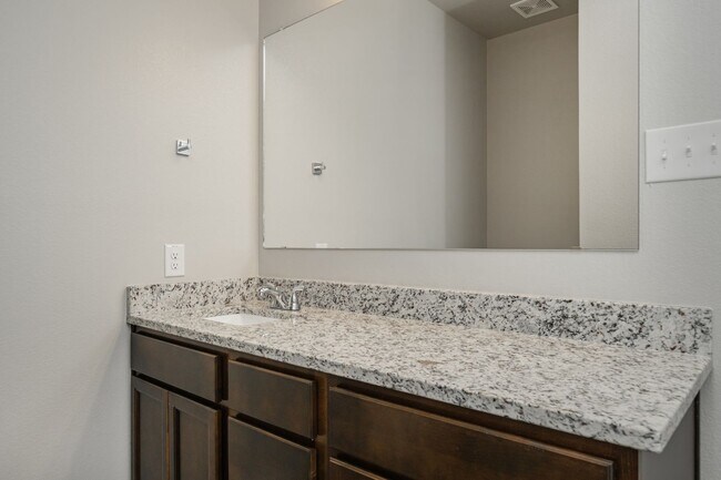 Building Photo - 2039 Vintage Farms Wy