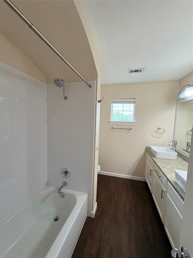 Building Photo - 12609 Linford Dr