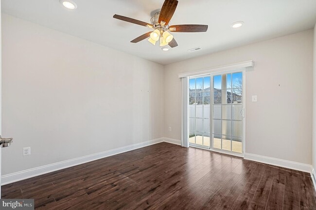 Building Photo - 2762 Lady Slipper Rd