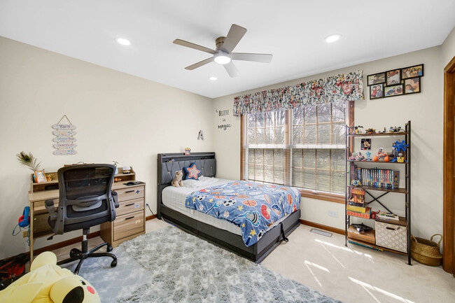 Building Photo - 2872 Whispering Oaks Ct