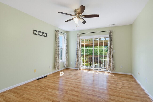 Building Photo - 645 Riva Ridge Rd