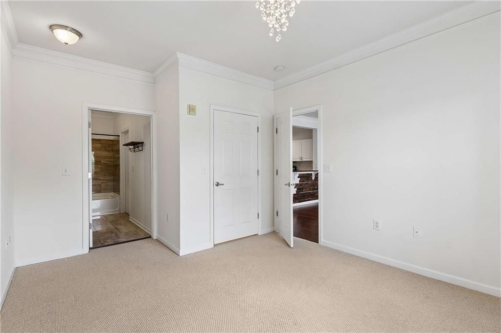 Building Photo - 1850 Cotillion Dr