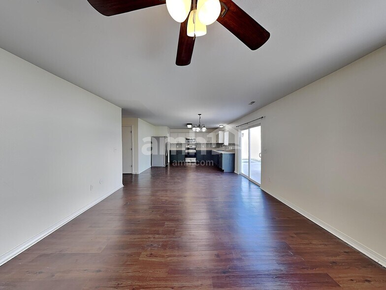 Building Photo - 793 E 2000 S