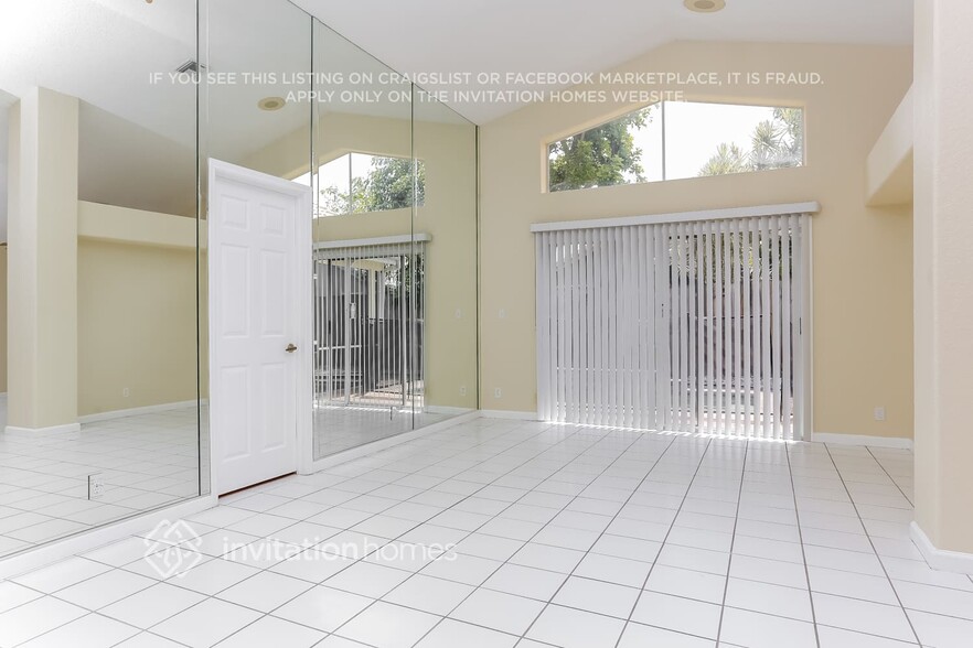 Building Photo - 7567 Stirling Bridge Blvd N