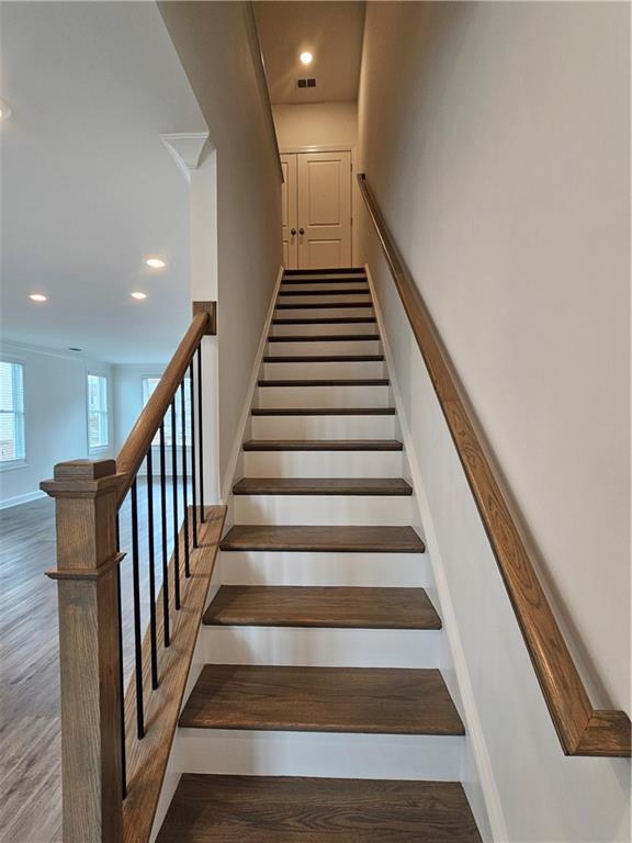 Building Photo - 500 Healy Dr
