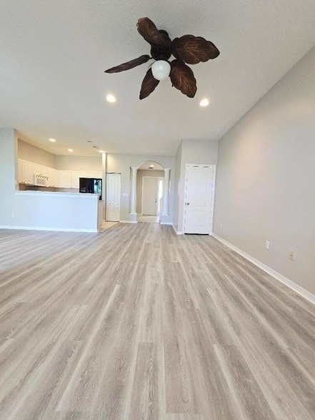 Building Photo - 329 River Bluff Ln