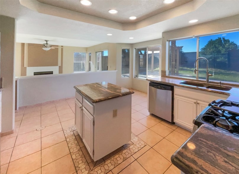 Building Photo - 12196 Nugget Ave