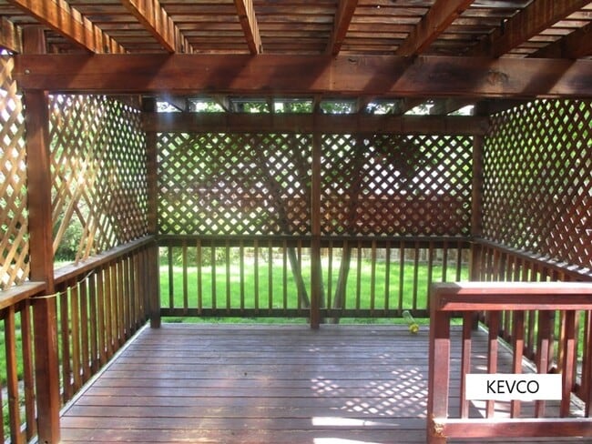 Building Photo - Tri-Level Home by Foothills Mall