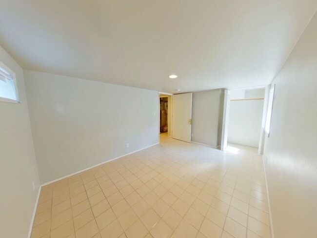 Building Photo - 210-214 NW 11th St.