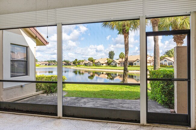 Patio - 7205 Sweetbay Ct