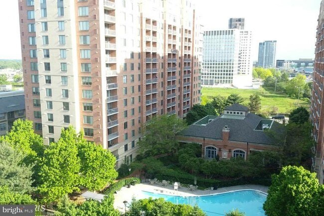 Building Photo - 11801 Rockville Pike