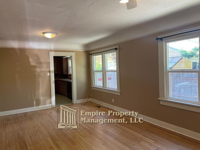 Building Photo - 1764 W 9th Pl