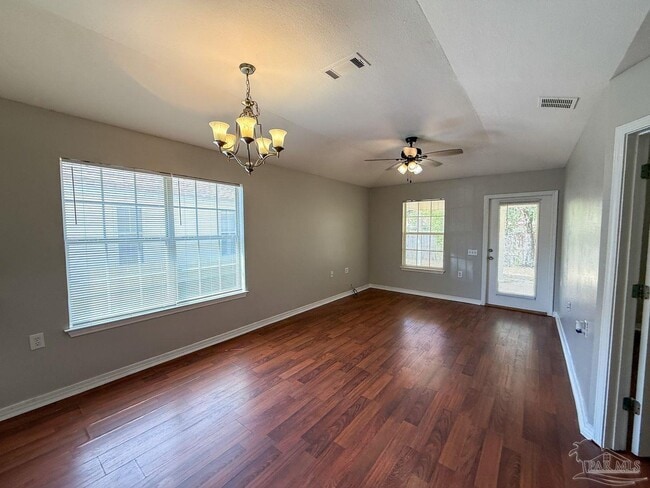 Building Photo - 5919 Bilek Dr