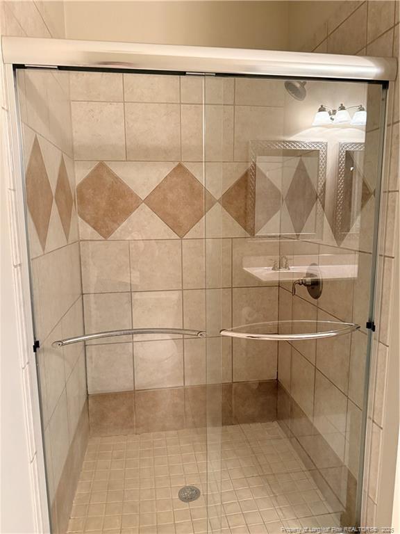 Building Photo - 210 Fountainhead Ln